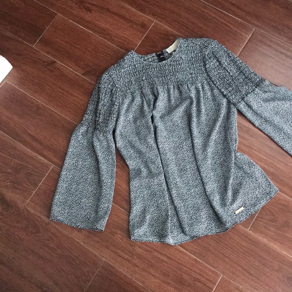 Michael Kors Black And White Bell Sleeve Blouse - Picture 3 of 7
